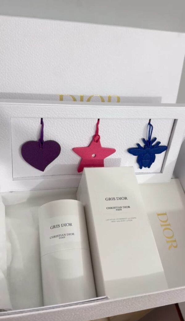 Gris Dior Lotion - Image 2