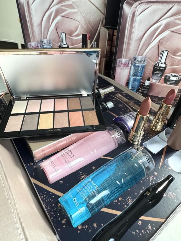 Lancome Gift Set - Image 3