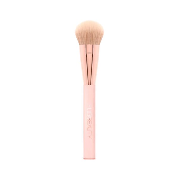 Huda Beauty Cheek Brush