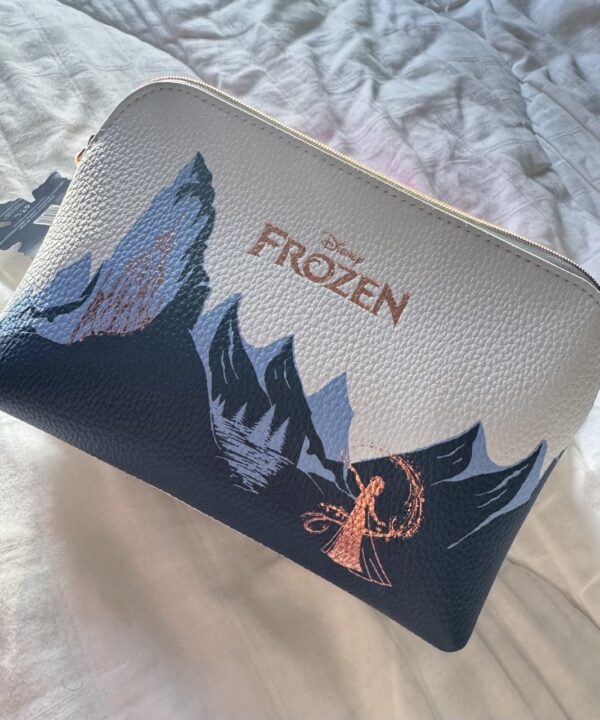 ٍSpectrum Frozen Makeup Bag - Image 3