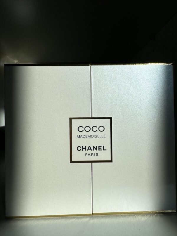 Coco Chanel Set - Image 3